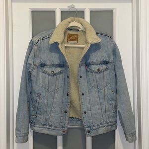Levi’s: Ex-Boyfriend Stretch Sherpa Trucker Jacket - Size Small